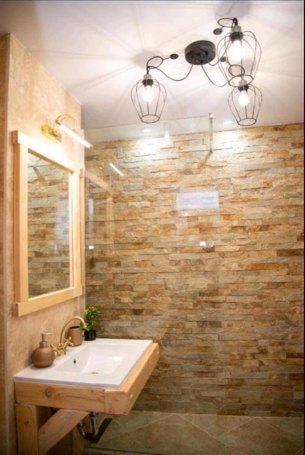 Apartament Daria Tîrgu Ocna Exterior foto